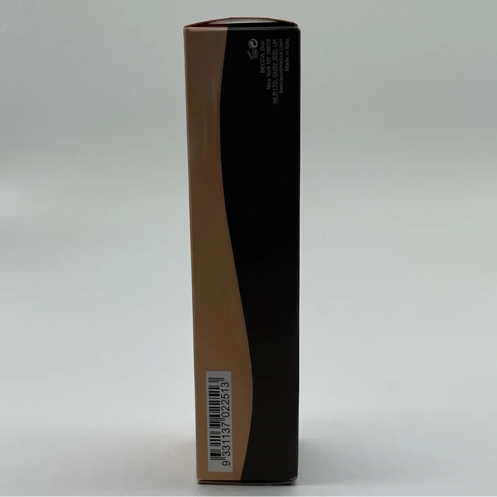 Becca Ultimate Coverage 24 Hour Long-wear Foundation Shell
